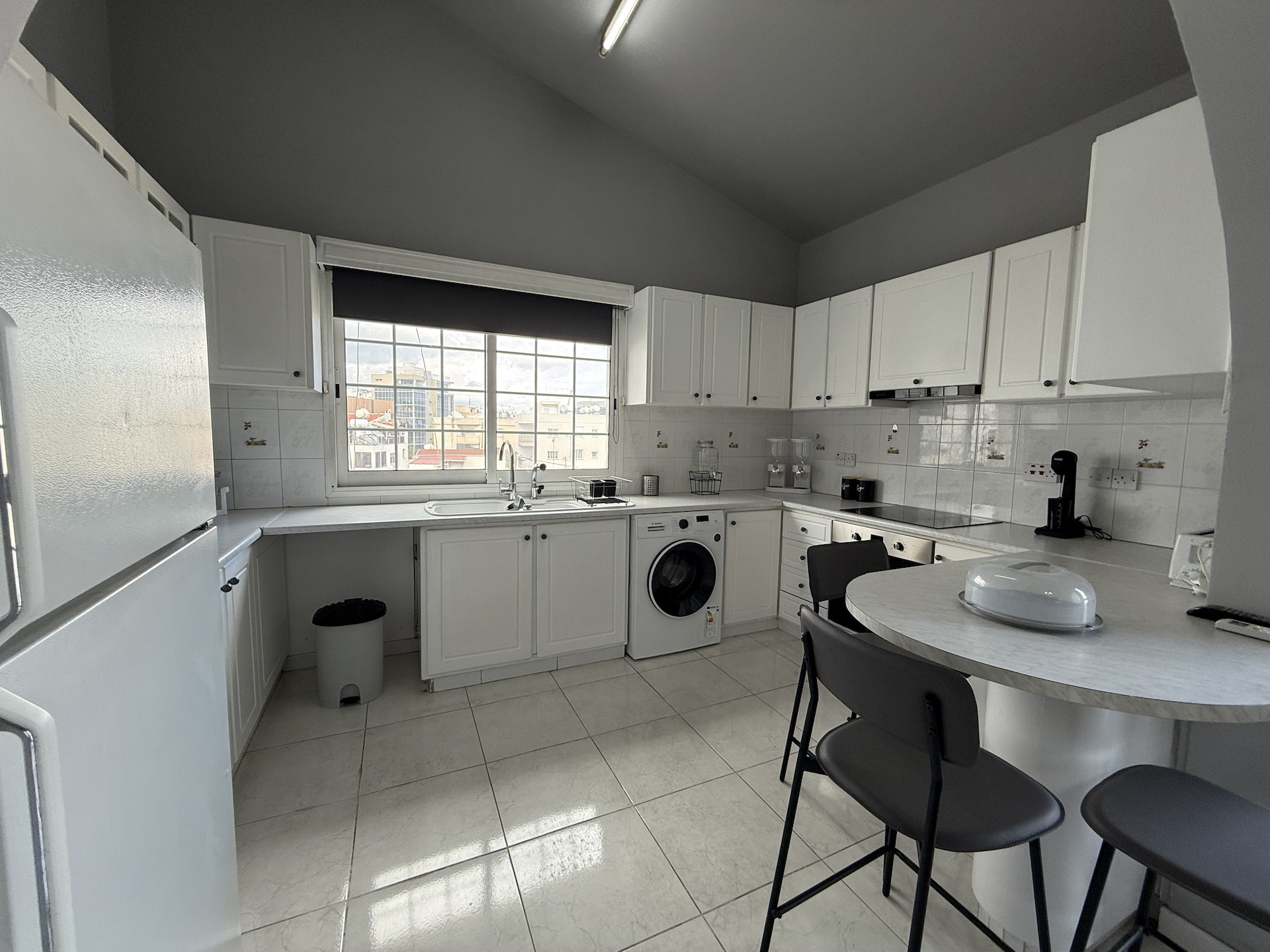 Mieszkanie 2 pokoi 100 m² w Limassol District, Cypr