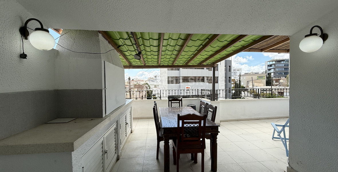 FOR RENT UPPER LEVEL TWO BEDROOM APARTMENT IN MESA GEITONIA