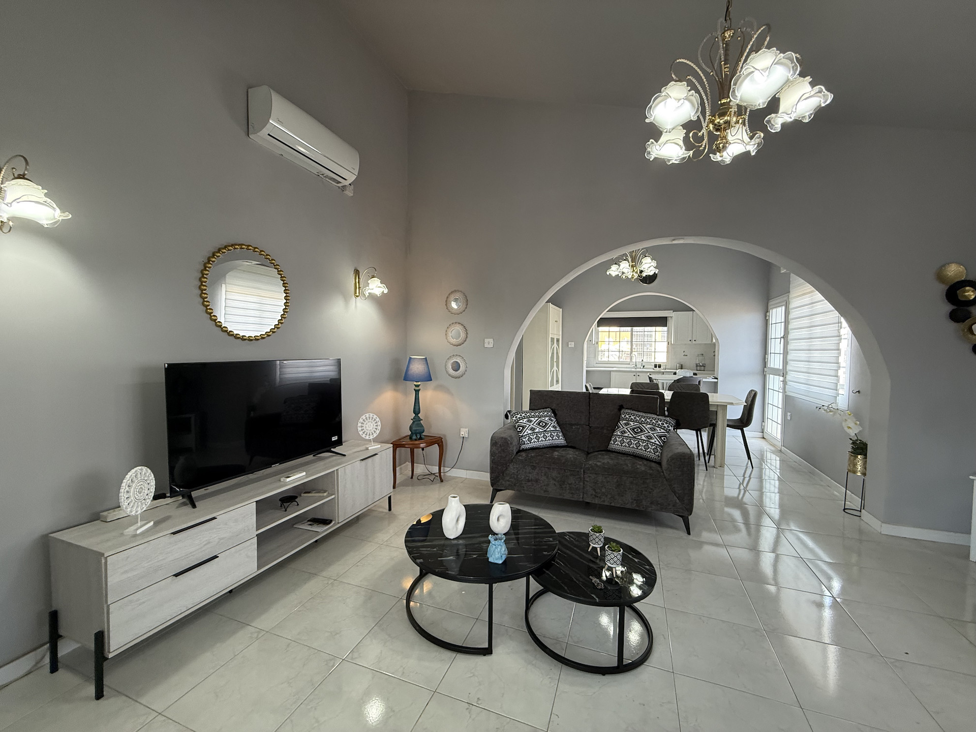 Mieszkanie 2 pokoi 100 m² w Limassol District, Cypr