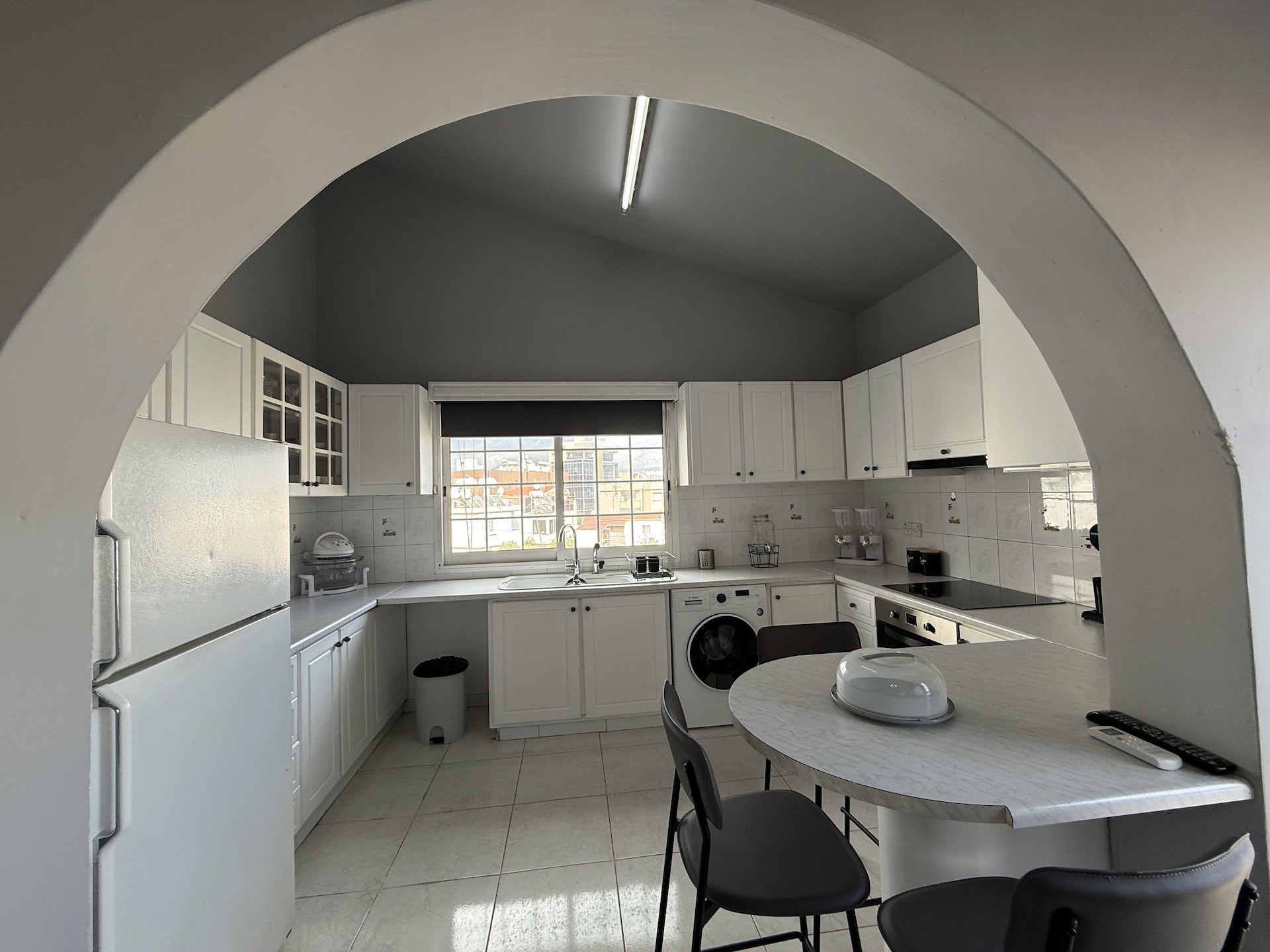 Mieszkanie 2 pokoi 100 m² w Limassol District, Cypr