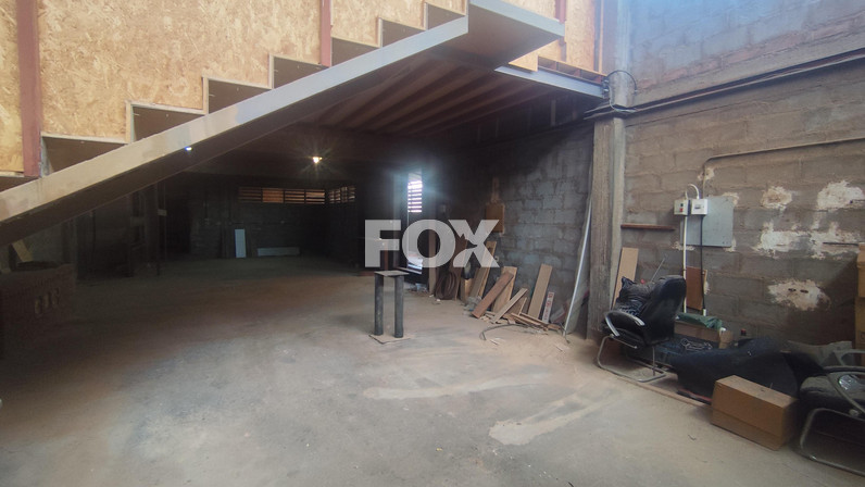 Warehouse 400 m² for rent in Agios Spiridon, Limassol, Cyprus