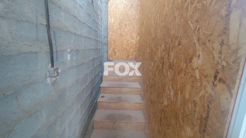 Warehouse 400 m² for rent in Agios Spiridon, Limassol, Cyprus