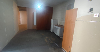 Spacious Warehouse for Rent in Agios Spyridonas, Limassol