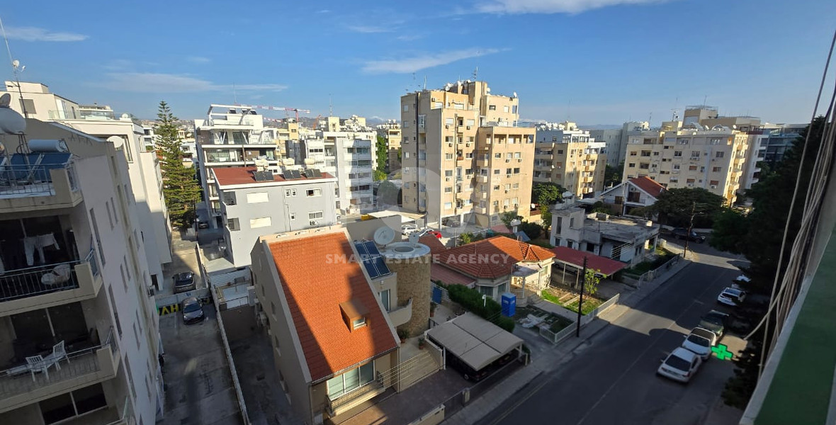 Two bedroom apartment for rent (upto 4 people) Neapolis, Limassol