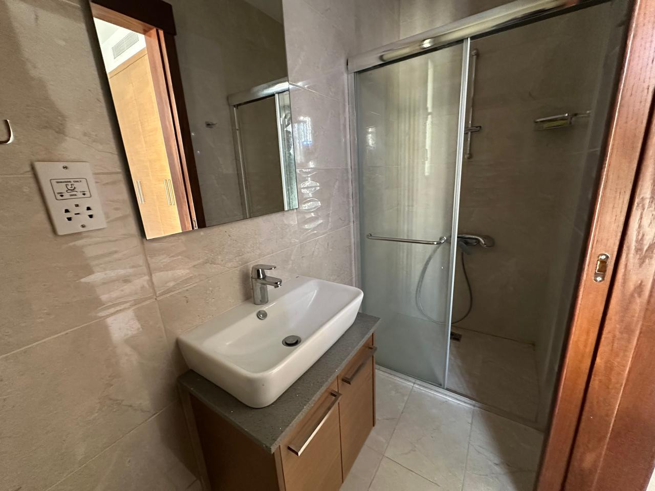 Mieszkanie 3 pokoi 107 m² w Limassol District, Cypr