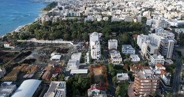 Stylish Three-Bed Apartment Near Seafront in Limassol – Walking distance  to the Beach