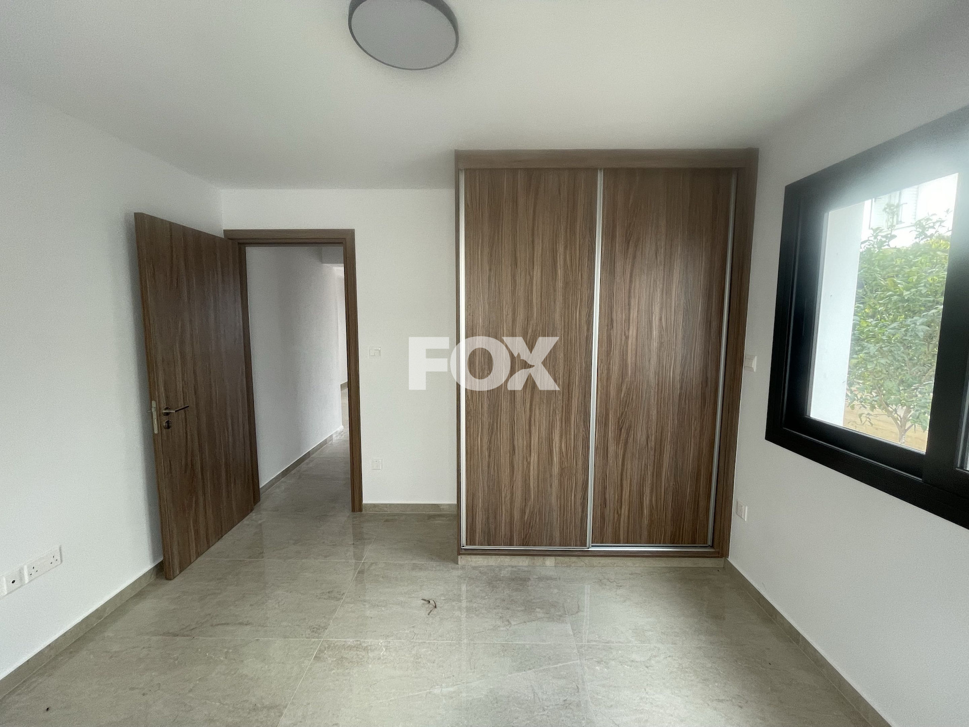 Mieszkanie 2 pokoi 70 m² w Empa, Cypr