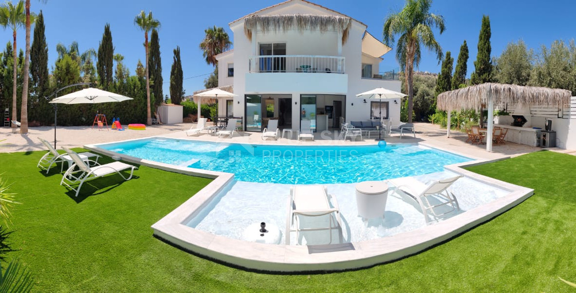 Luxury Four Bedroom Villa for Rent – Comfort, Privacy & Modern Living