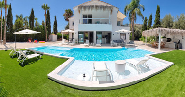 Luxury Four Bedroom Villa for Rent – Comfort, Privacy & Modern Living