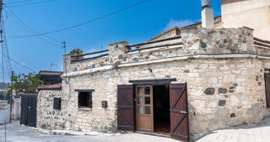 Renovated Three-Bedroom Semi-Detached House for Sale in Monagroulli: Ideal for Holiday Home or Income-Generating Airbnb