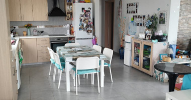 For rent , Modern Fully Furnished House with Three Bedrooms and Two bathrooms located in Acheleia, Paphos