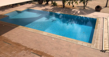 Luxurious Four Bedroom Seafront Villa – Unobstructed Views & Premium Living for Sale