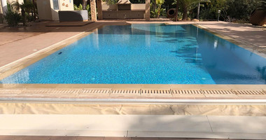 Luxurious Four Bedroom Seafront Villa – Unobstructed Views & Premium Living for Sale