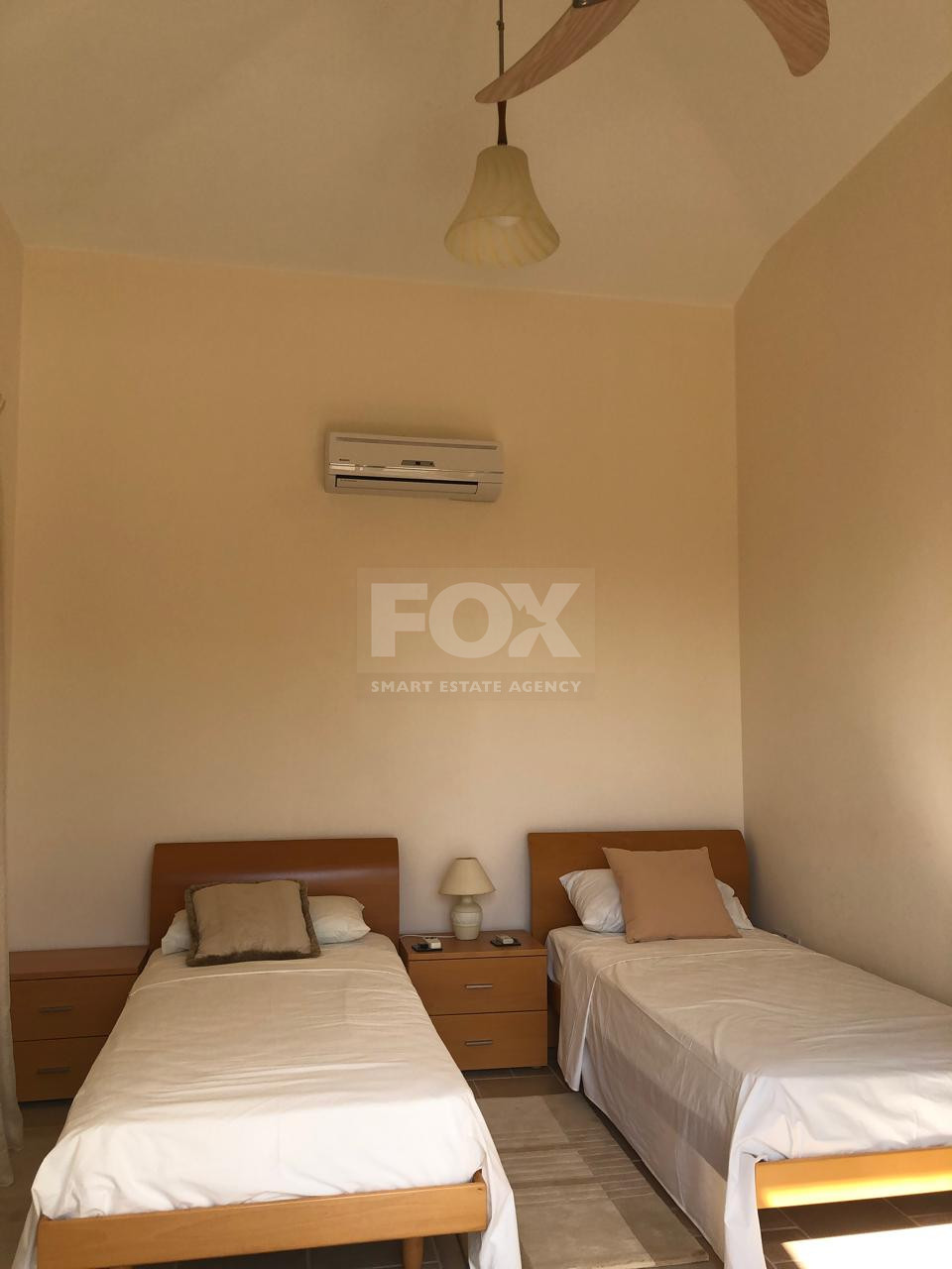 Luxurious Four Bedroom Seafront Villa – Unobstructed Views & Premium Living for Sale