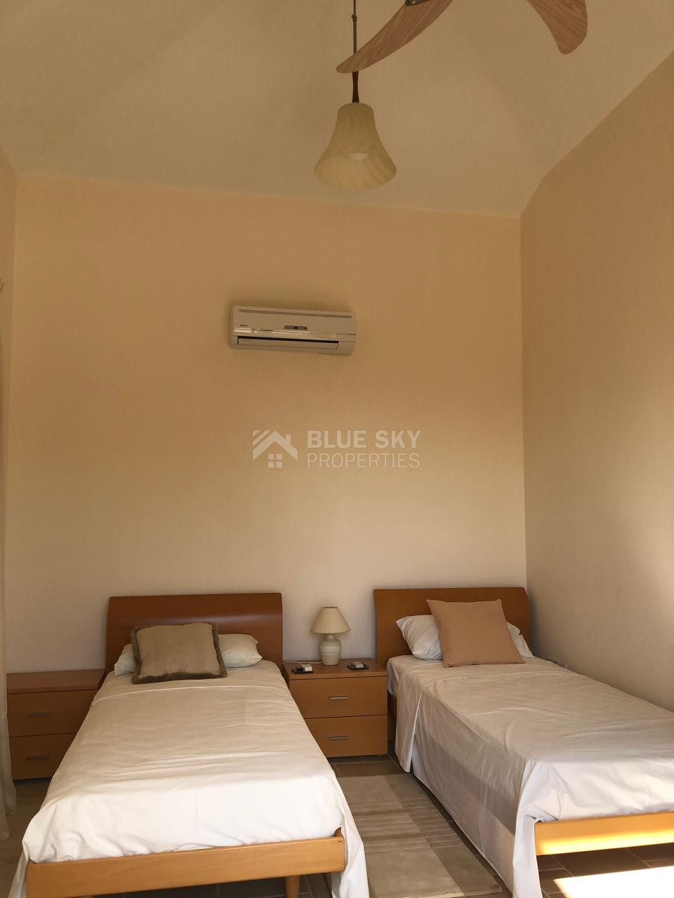 Luxurious Four Bedroom Seafront Villa – Unobstructed Views & Premium Living for Sale