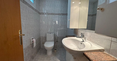 For Rent: Spacious Three-Bedroom Apartment in Tsireio, Limassol – Ideal Location & Comfort