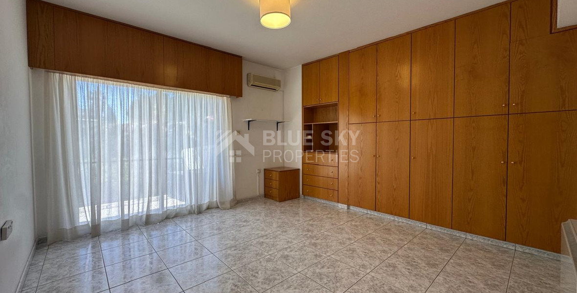 For Rent: Spacious Three-Bedroom Apartment in Tsireio, Limassol – Ideal Location & Comfort