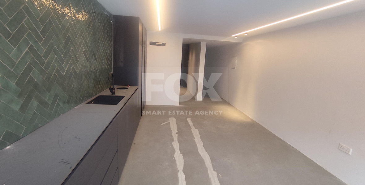 Prime 100 sq.m. Shop / Office for Rent in Tsiflikoudia