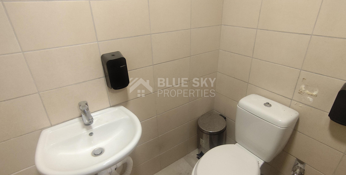 Prime 100 sq.m. Shop / Office for Rent in Tsiflikoudia