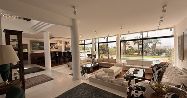 SALE: VILLA FOR SALE IN THE PRESTIGIOUS AREA OF GERMASOGIA OFFERING BEAUTIFUL SEA VIEWS WITH ELECTRIC DRIVE IN ENTRY.