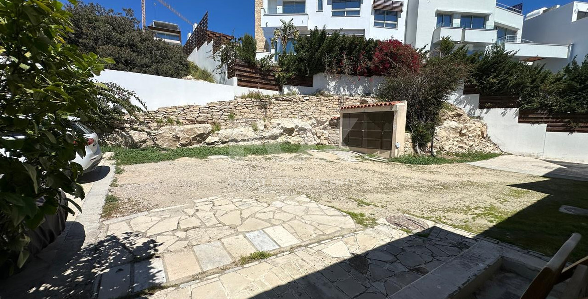 Charming Sea-View Two-Bedroom Semi-Detached House for Rent in Agios Tychon, Limassol