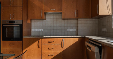 Renovated Three-Bedroom Top Floor Apartment for Rent in Petrou & Pavlou, Limassol