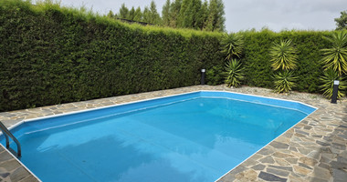 Detached Two Bedroom Villa in Mesa Chorio For Rent