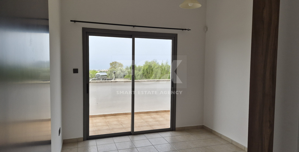 Detached Two Bedroom Villa in Mesa Chorio For Rent