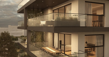 RENT: NEW EXCLUSIVE 3 BEDROOM & 3 BATHROOM FURNISHED PENTHOUSE WITH PRIVATE ROOF TOP SWIMMING POOL IN PRIME CITY LOCATION .I
