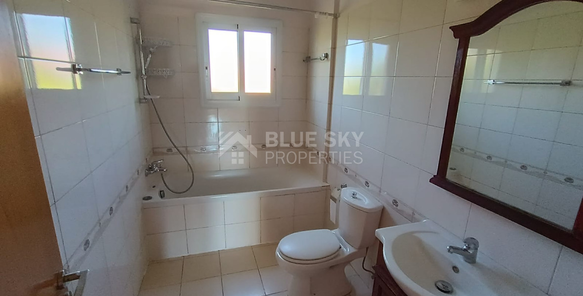 Top floor Apartment with Two Bedrooms For Rent in Agios Athanasios