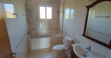 Top floor Apartment with Two Bedrooms For Rent in Agios Athanasios