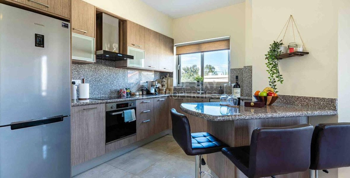 Modern One-Bedroom Apartment for Sale in Ekali: Ideal Investment or Residence Near Amenities & Highway Access