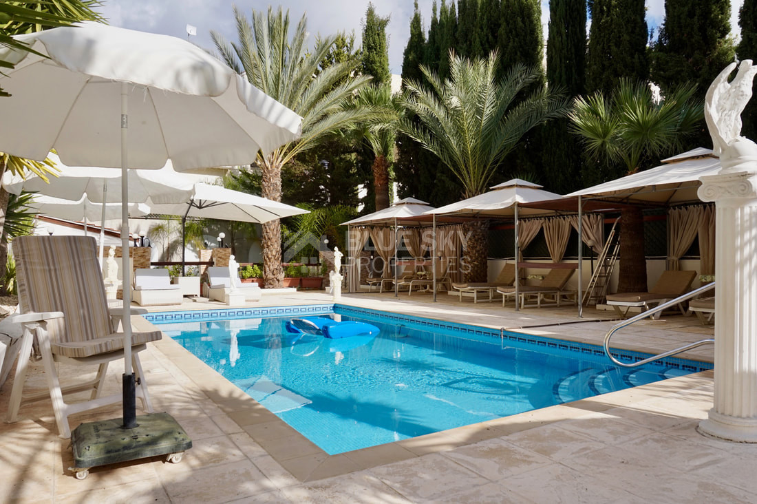 Luxury Five Bedroom Detached Villa with Panoramic Sea Views in Tala For Sale