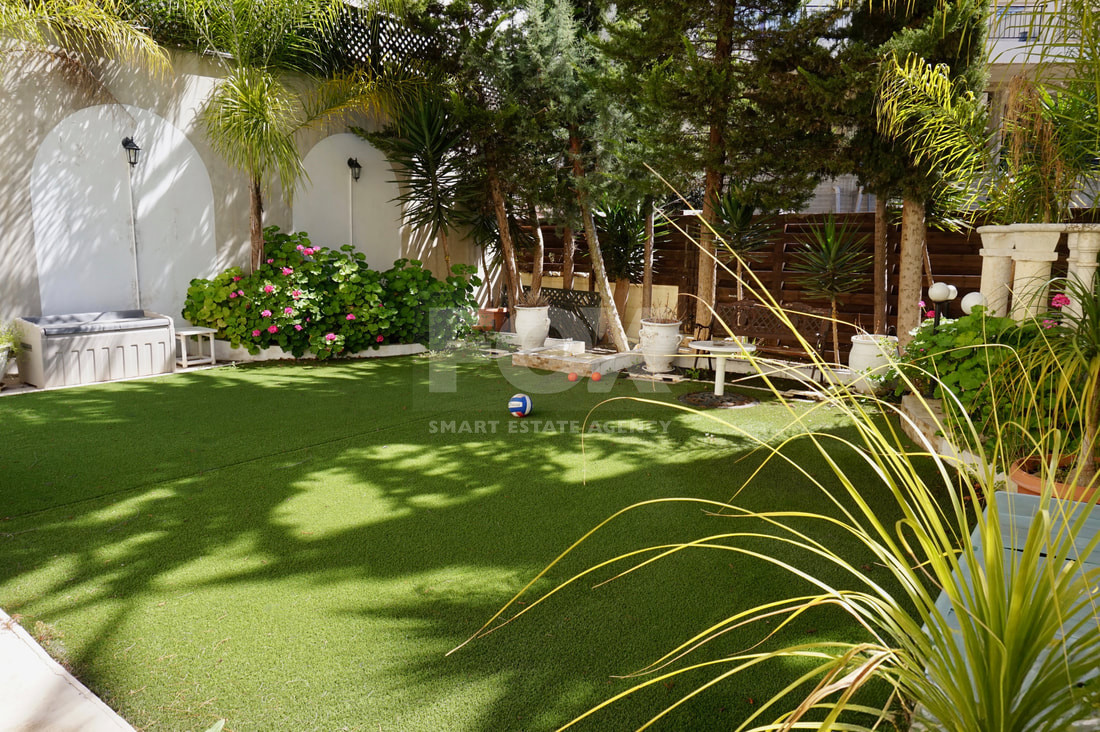 Luxury Five Bedroom Detached Villa with Panoramic Sea Views in Tala For Sale