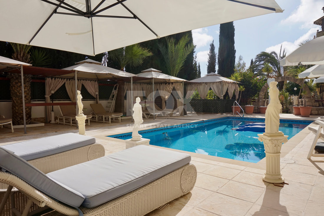 Luxury Five Bedroom Detached Villa with Panoramic Sea Views in Tala For Sale