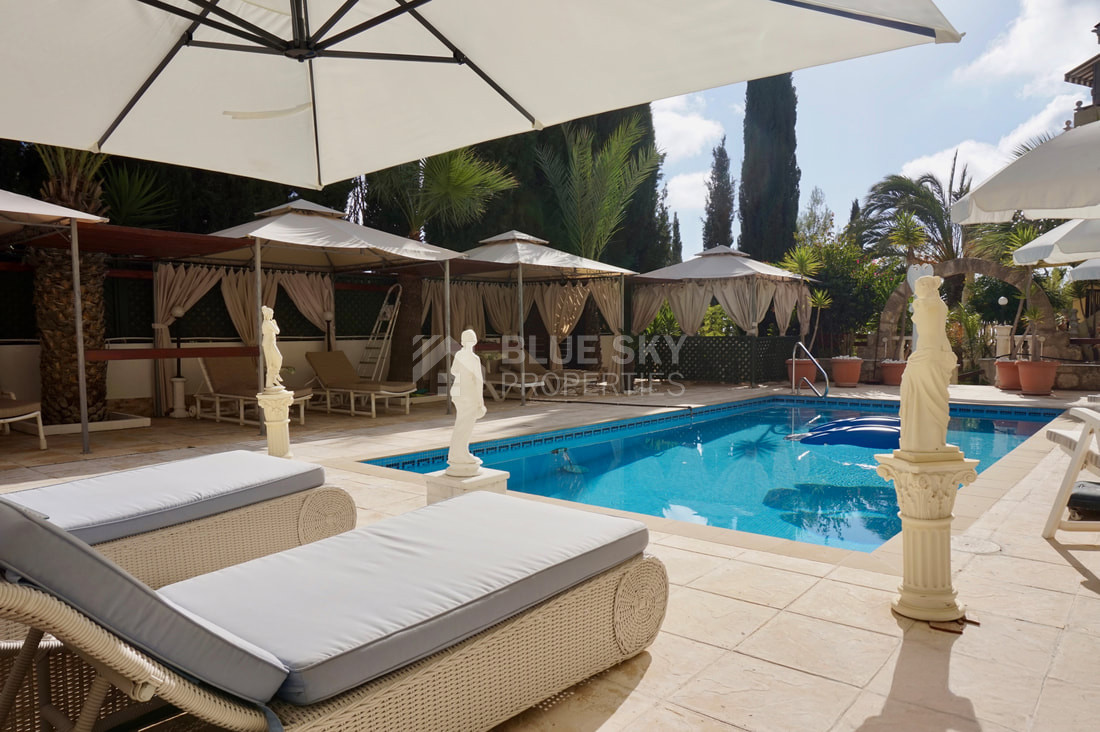Luxury Five Bedroom Detached Villa with Panoramic Sea Views in Tala For Sale