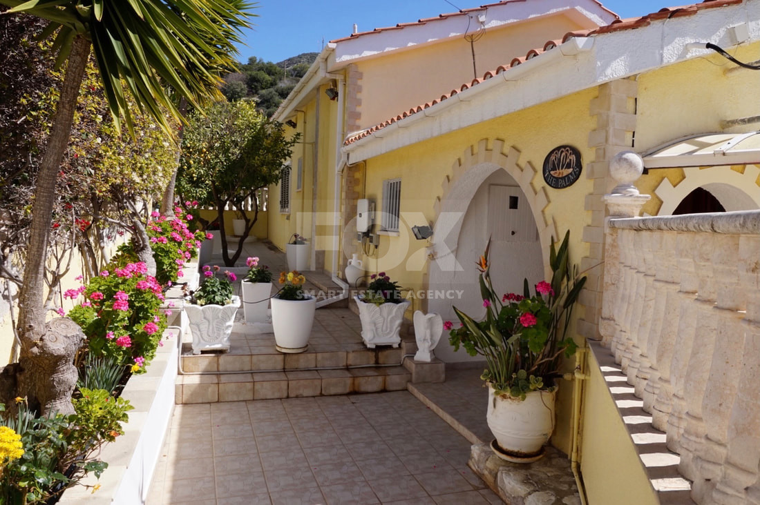 Luxury Five Bedroom Detached Villa with Panoramic Sea Views in Tala For Sale