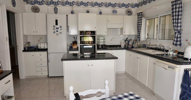 Luxury Five Bedroom Detached Villa with Panoramic Sea Views in Tala For Sale