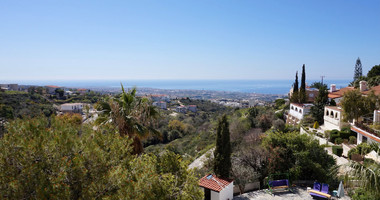 Luxury Five Bedroom Detached Villa with Panoramic Sea Views in Tala For Sale