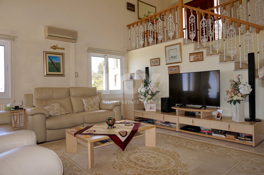 Luxury Five Bedroom Detached Villa with Panoramic Sea Views in Tala For Sale