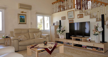 Luxury Five Bedroom Detached Villa with Panoramic Sea Views in Tala For Sale