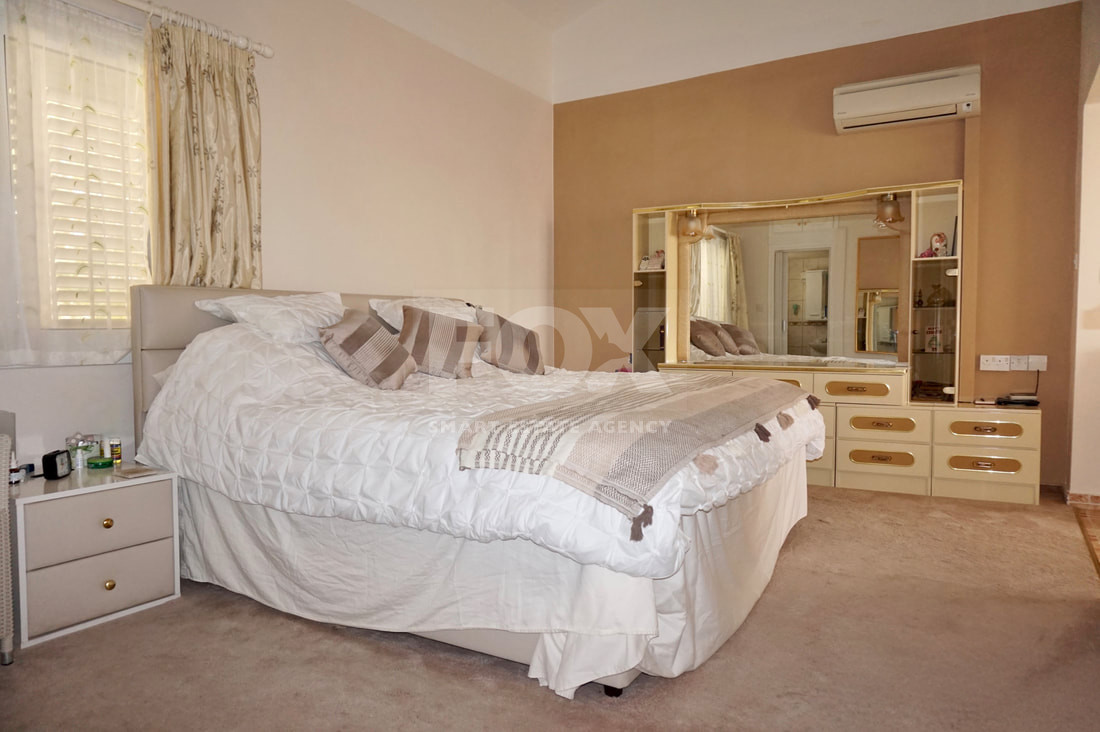 Luxury Five Bedroom Detached Villa with Panoramic Sea Views in Tala For Sale