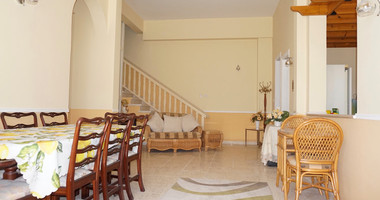 Luxury Five Bedroom Detached Villa with Panoramic Sea Views in Tala For Sale