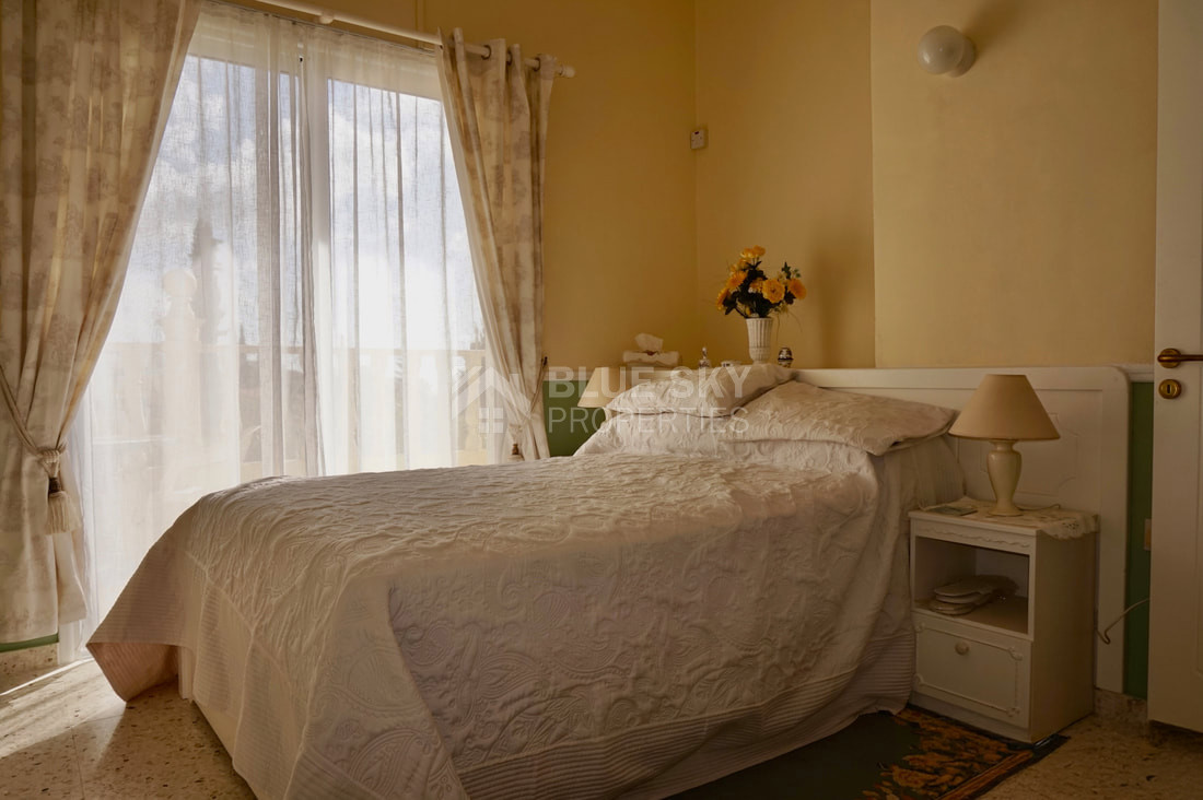 Luxury Five Bedroom Detached Villa with Panoramic Sea Views in Tala For Sale