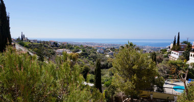 Luxury Five Bedroom Detached Villa with Panoramic Sea Views in Tala For Sale