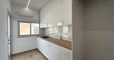 Modern Fully Renovated Open-Plan Office for Rent – Limassol, Tsiflikoudia