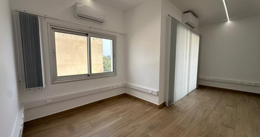 Modern Fully Renovated Open-Plan Office for Rent – Limassol, Tsiflikoudia