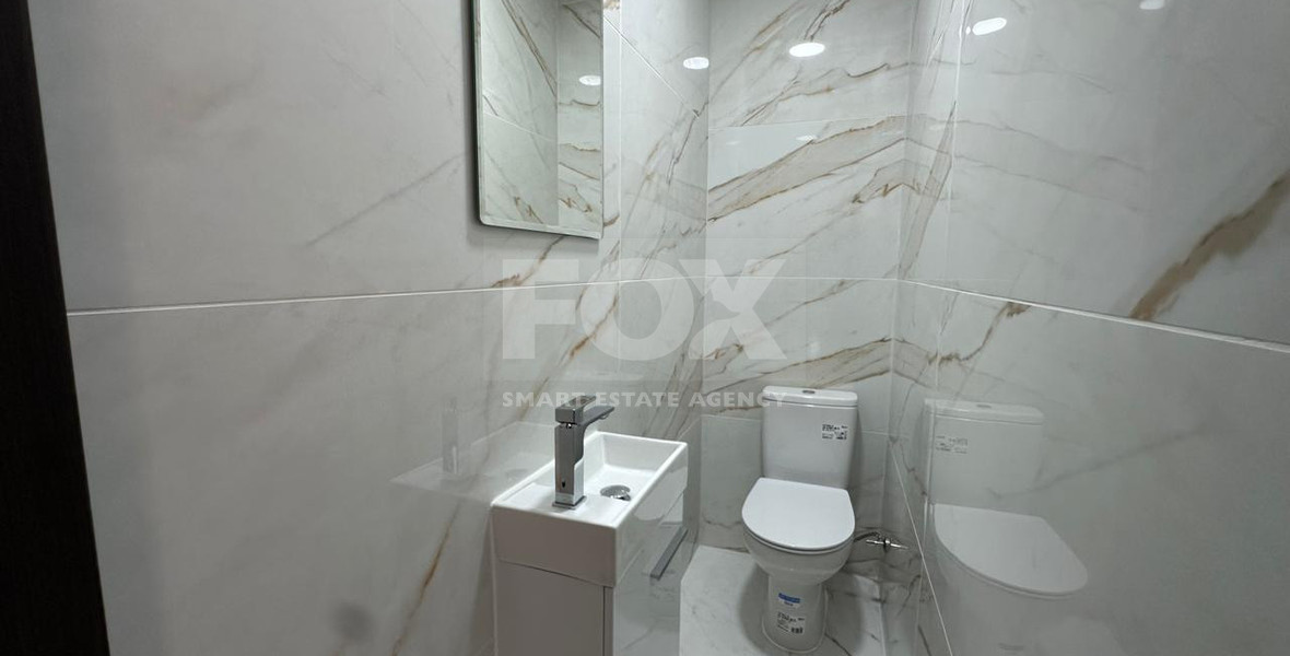 Modern Fully Renovated Open-Plan Office for Rent – Limassol, Tsiflikoudia