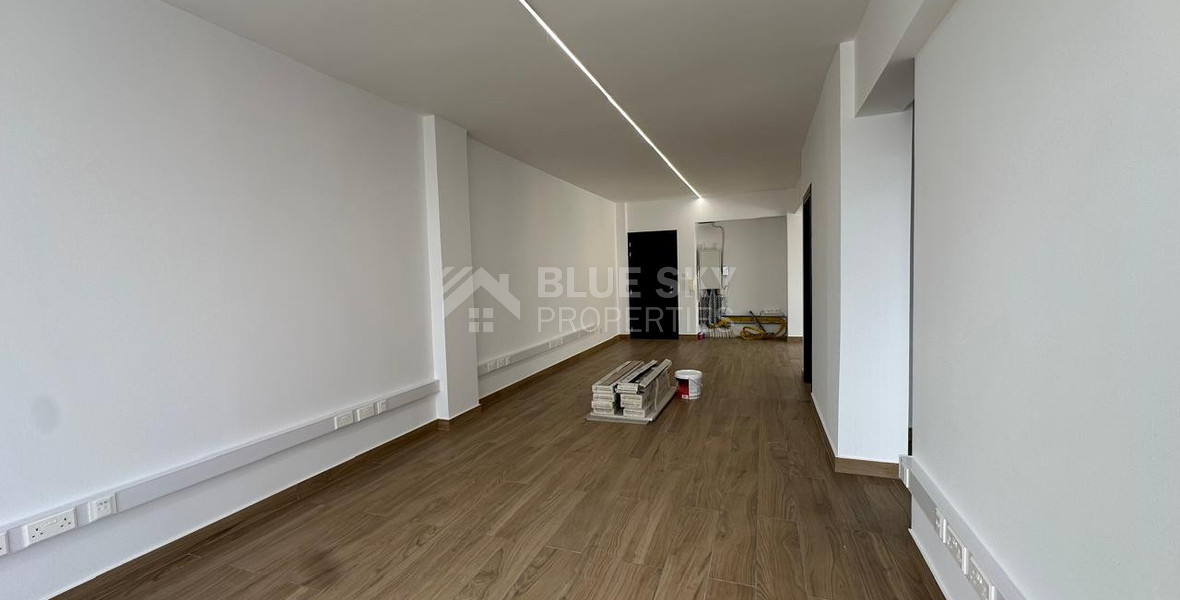 Modern Fully Renovated Open-Plan Office for Rent – Limassol, Tsiflikoudia