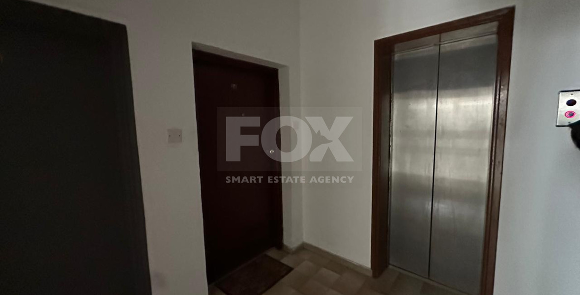 Modern Fully Renovated Open-Plan Office for Rent – Limassol, Tsiflikoudia